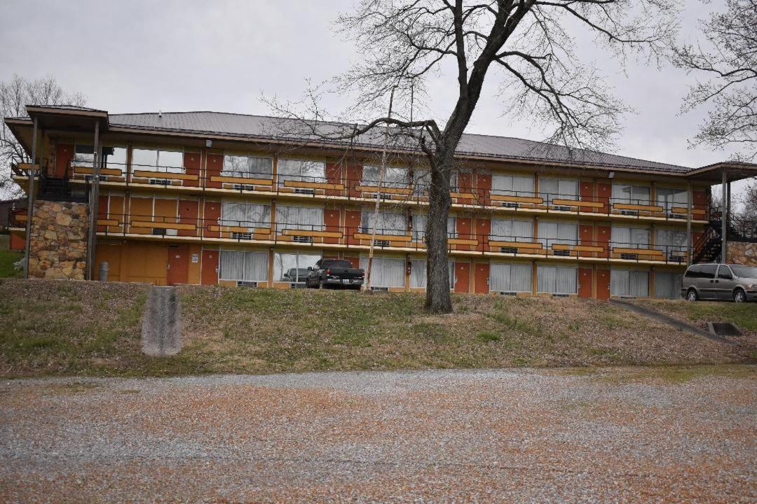 Amerivu Inn-Gilbertsville Экстерьер фото